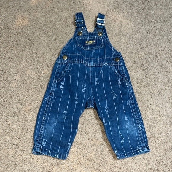 Vintage Oshkosh B'Gosh Vestbak Denim Overalls Car Plane Truck Blue 12M - Picture 2 of 9